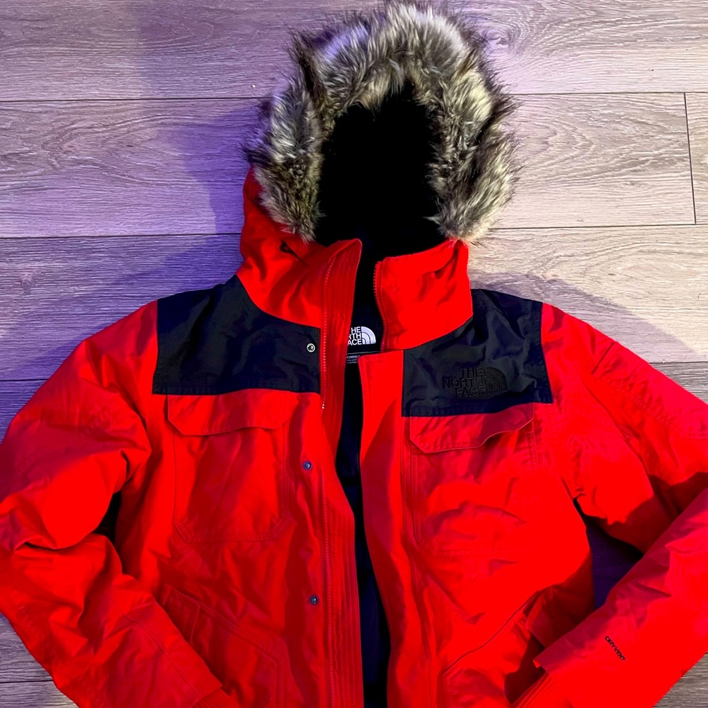It is very good conditions  size S
